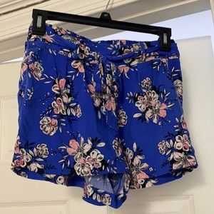 Blue Floral Women’s Shorts